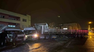 Mardinde zincirleme trafik kazası: 4 yaralı