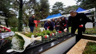 Merhum Hüseyin Güler vefatının ikinci yılında Kartalda mezarı başında anıldı