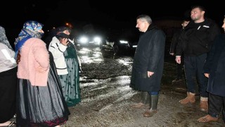 Milletvekili Arslan Tatar Kasrikteki sel bölgesinde incelemelerde bulundu