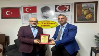 Milletvekili Cıngı, bina görevlileri ile bir araya geldi