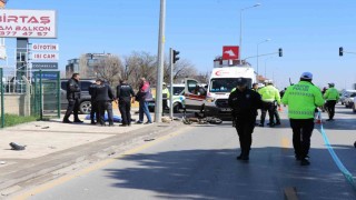 Motosikletiyle yaya geçidinden geçmek isten adam hayatını kaybetti
