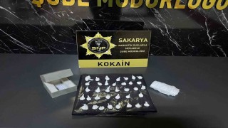 Mücevher kutusundan 38 parça kokain çıktı: 1 tutuklama