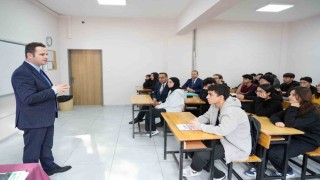 Muğlada geleceğin ekonomistleri yetişiyor