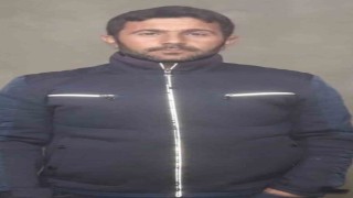 Muşta 5 çocuk annesi kadın kocasını bıçaklayarak öldürdü