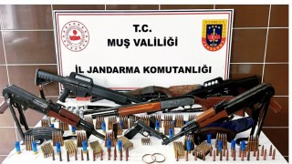 Muşta jandarmadan silah ve tarihi eser operasyonu