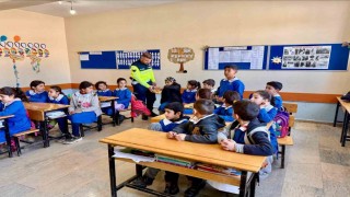 Muşta öğrencilere jandarmadan trafik eğitimi