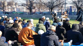 New Yorkta bayram namazı sokaklara taştı