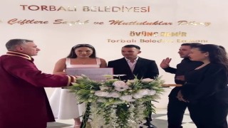 Nikah memuruna şaka yapmak istediler, asıl şakayı memur yaptı