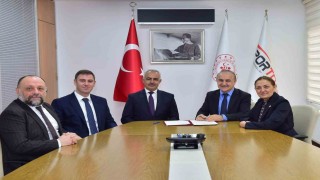 Oltuya dev yatırım: Modern spor salonu için imzalar atıldı