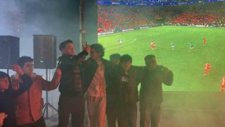 Osmaniyede Galatasarayın galibiyeti havai fişek ve meşalelerle kutlandı