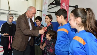Osmaniye’de Yıldızlar Floor Curling Finali Gerçekleşti