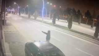 Ramazanda kapalı olan mekanın kurşunlanma anı kamerada