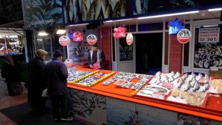 Ramazanın son günlerinde balığa ilgi azaldı, fiyatlar düştü