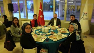 Rektör Kırışık, Gelecek ve Gençlik İftarında öğrencilerle buluştu
