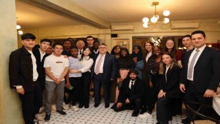 Rektör Özölçer uluslararası öğrencilerle iftar sofrasında buluştu