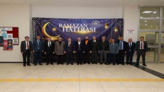 Rektör Prof. Dr. Altun, öğrenciler ile iftar yaptı