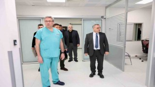 Rektör Prof. Dr. Altun, PET - BT Ünitesinin yenileme çalışmalarını inceledi