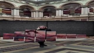 Rus ressam Kirillovanın Aşık Veysel Portresi Saint Petersburgda Laureate ödülüne layık görüldü
