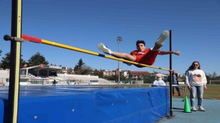 Safranboluda okul sporları atletizm yarışları gerçekleşti