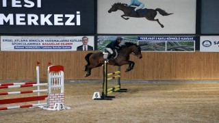 Şahinbeyde engel atlama heyecanı