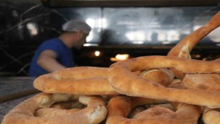 Sahur sofralarının asırlık konuğu: Ramazan ayına özel halka pide