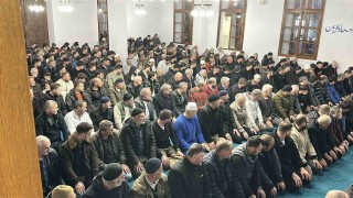 Sakaryada Kadir Gecesinde vatandaşlar camilere akın etti