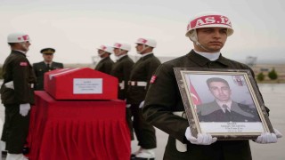 Şehit Akarselin naaşı memleketine uğurlandı