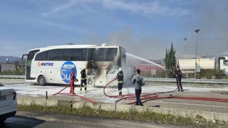 Seydikemerde otobüs yangını