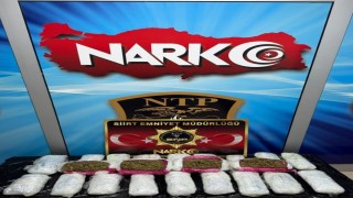 Siirtte 9 kilo 700 gram esrar ele geçirildi