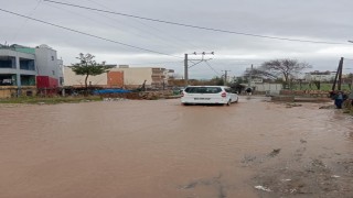 Siirtte sağanak yağış hayatı olumsuz etkiledi