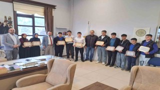 Simavda 10 öğrenci Hafızlık Belgesini aldı