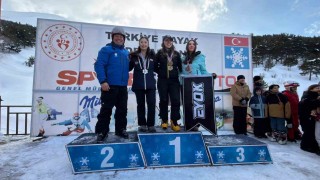 Snowboard Türkiye Şampiyonasına Kayseri damgası