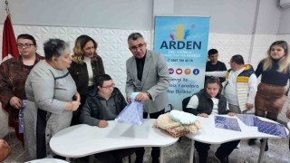 Sökenin özel çocuklarından Şırnaktaki kardeşlerine sıcak hediye