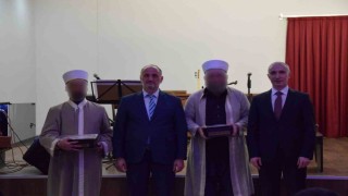 Suç işleyerek girdikleri cezaevinde hafız oldular