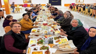 Sumbas’ta Öğrenci ve Veliler İftar Sofrasında Buluştu