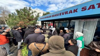 Süre uzatıldı ama yoğunluk bitmedi: Trabzonda 10 bin adet APP plaka değiştirildi