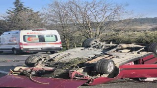 Takla atan araç sürücüsü hafif yaralandı