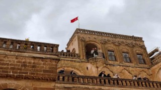 Tarihi kent Mardin bayram tatilinde ziyaretçi akınına uğradı