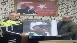 Tarsusta trafik polisine anlamlı sürpriz