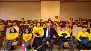 Taşköprüde çocuklar, hayallerindeki şehri Belediye Başkanı Arslana anlattı