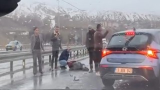 Tatvanda otomobilin çarptığı bisiklet sürücüsü ağır yaralandı