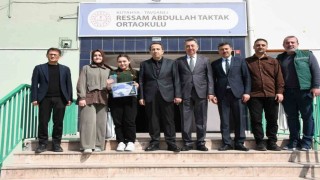 Tavşanlı Ressam Abdullah Taktak öğrencisi bölge birincisi oldu