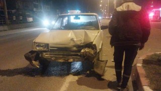 Tavşanlıda otomobiller çarpıştı: 2 yaralı