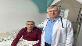 Taziye için geldiği Vanda kalbi duran vatandaş 2 saatte hayata döndürüldü