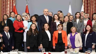 TBMM Başkanı Kurtulmuş: Birilerinin bölüp parçaladığı bu coğrafyayı derleyip toparlamak bizim milletimize düşer, Türkiyeye düşer