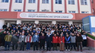 Tecrübelerini liseli gençlerle paylaştılar