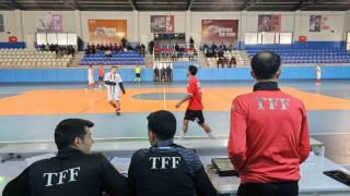 TFF Futsal Ligi Tatvan Etabı devam ediyor