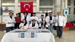 Tıp Fakültesi öğrencileri antibiyotik kullanımı hakkında bilgilendirdi