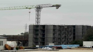 TOKİ konutları Tarsusta yükselmeye başladı