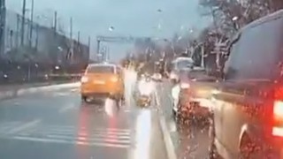 Trafik magandasının ehliyetine el konuldu